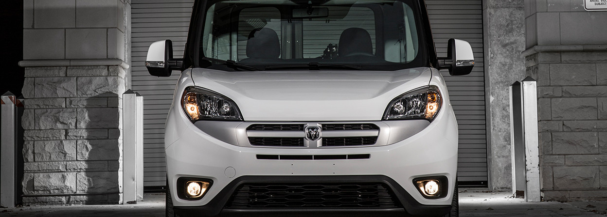 2017-ram-promaster-city-exterior-front-end